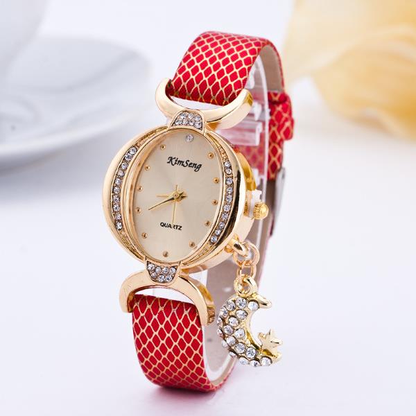 Fashion Moon Pendant Casual Bilateral Drill Oval Women Wristwatch