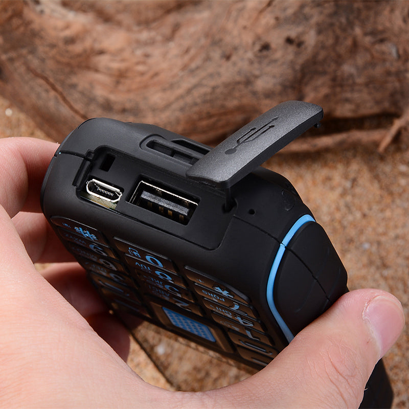 KUH T3 2.4'' 4000mAh Dual Flashlight bluetooth Power Bank Dual Sim Card Rugged Feature Phone