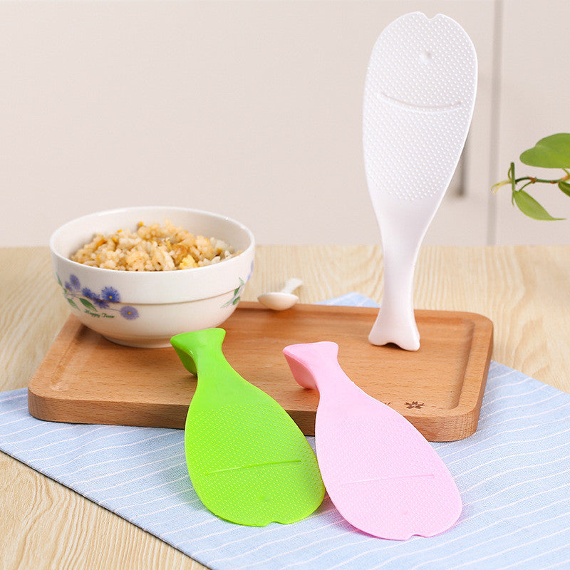 Novelty Vertical Rice Paddle Spoon Cute Fish Shape Spoon Non Stick Useful Kitchen Tools