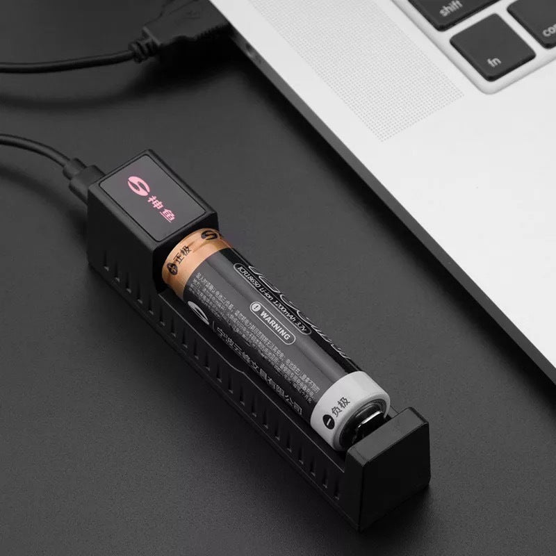 SHENYU 1 Slot Smart Lithium Battery Charger Camping Hunting Portable 18650 26650 Battery 4.2V USB Charger With USB Cable