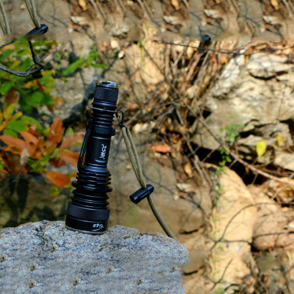 SPECODE G42 715 Lumens Flashlight 18650 Battery 6 Modes Work Lamp Camping Hunting Emergency Lantern