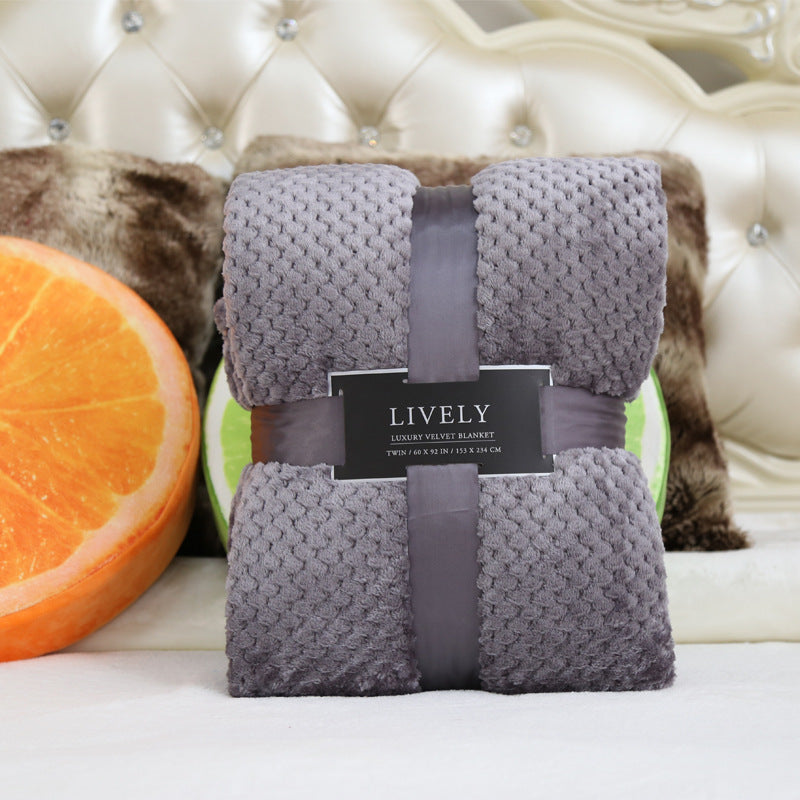 Honana WX-30 High Density Super Soft Flannel Blanket Sofa Bed Plush Wool Fluffy Pineapple Grid Blanket