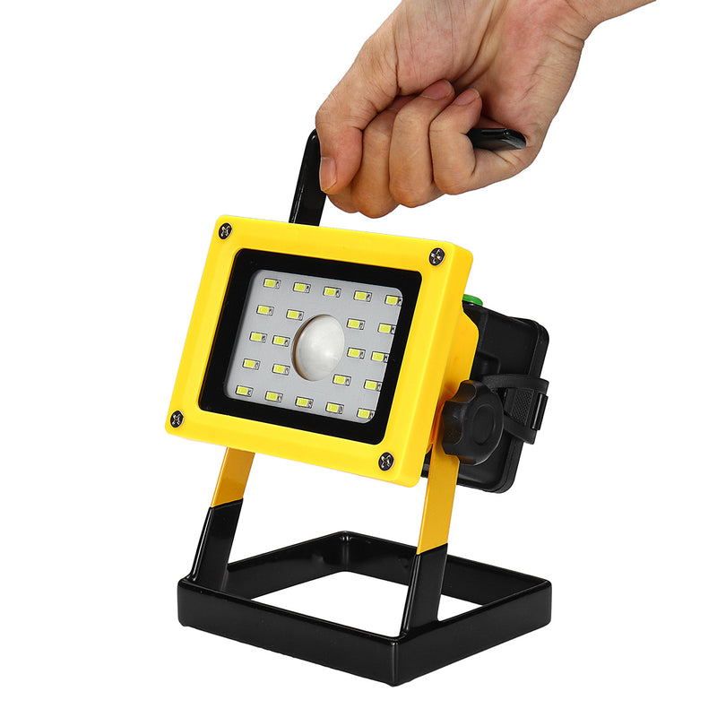 TEMPSA 30W 2400LM Projecteur LED Rechargeable Work Light Fishing Lamp