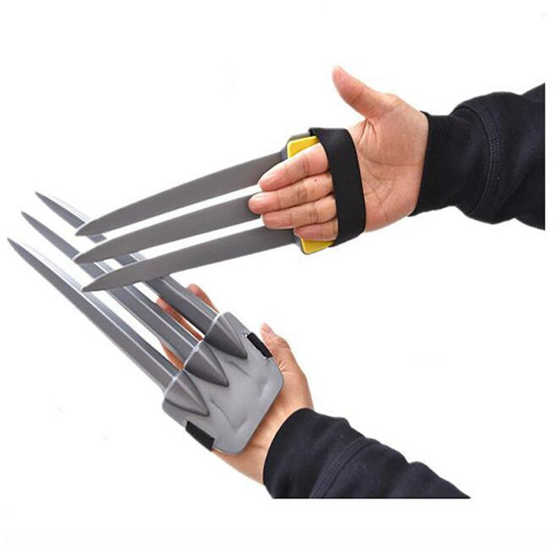 1Piece Halloween Cosplay Wolverine Claws Plastic Toys Festival Decoration