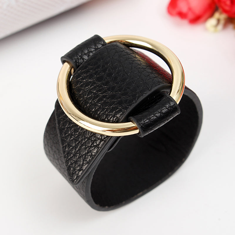 Trendy PU Leather Alloy Circle Bracelet For Women