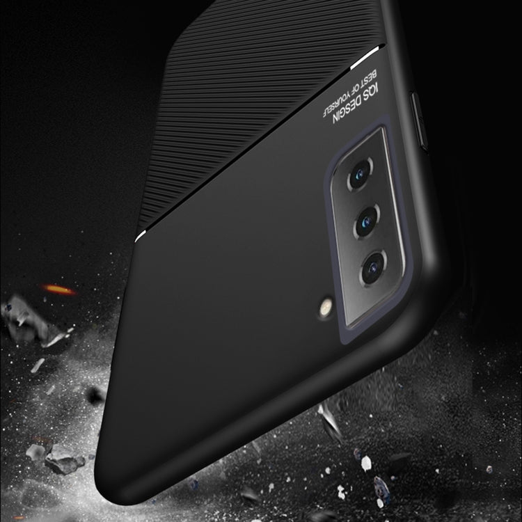 For Samsung Galaxy S21 FE Classic Tilt Strip Grain Magnetic Shockproof PC + TPU Case(Black)