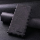TAOKKIM Retro Matte PU Horizontal Flip Leather Case with Holder & Card Slots For iPhone 7 / 8 / SE 2020(Black)