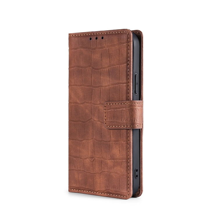 Skin Feel Crocodile Texture Magnetic Clasp Horizontal Flip PU Leather Case with Holder & Card Slots & Wallet For iPhone 11(Brown)