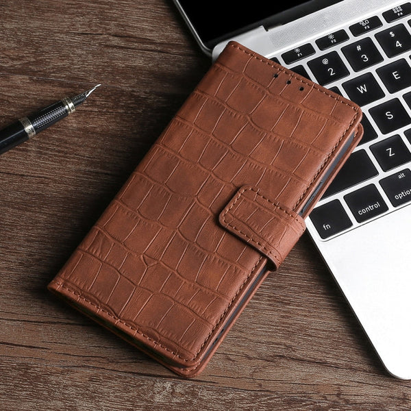 Skin Feel Crocodile Texture Magnetic Clasp Horizontal Flip PU Leather Case with Holder & Card Slots & Wallet For iPhone 11(Brown)