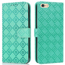 Embossed Big Small Concentric Squares Pattern Horizontal Flip Leather Case with Card Slot & Holder & Wallet For iPhone SE 2022 / SE 2020 / 8 / 7 / 6s / 6(Green)