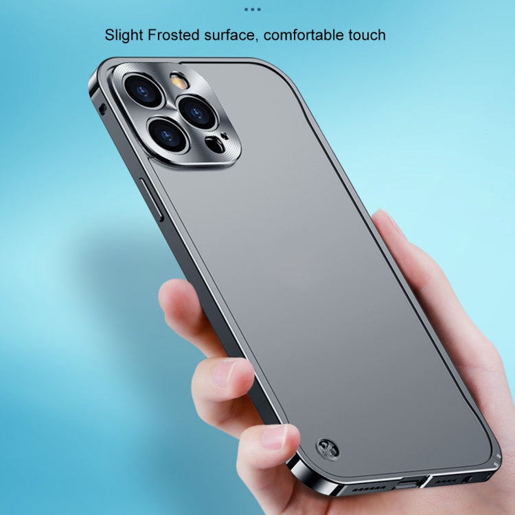 Metal Frame Frosted PC Shockproof Phone Case For iPhone 13(Silver)