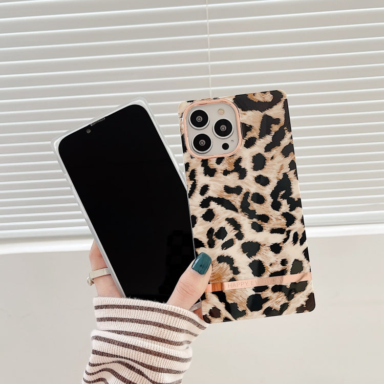 Square Plating Gold Edge Phone Case For iPhone 13(Pink Backgroud Leopard)