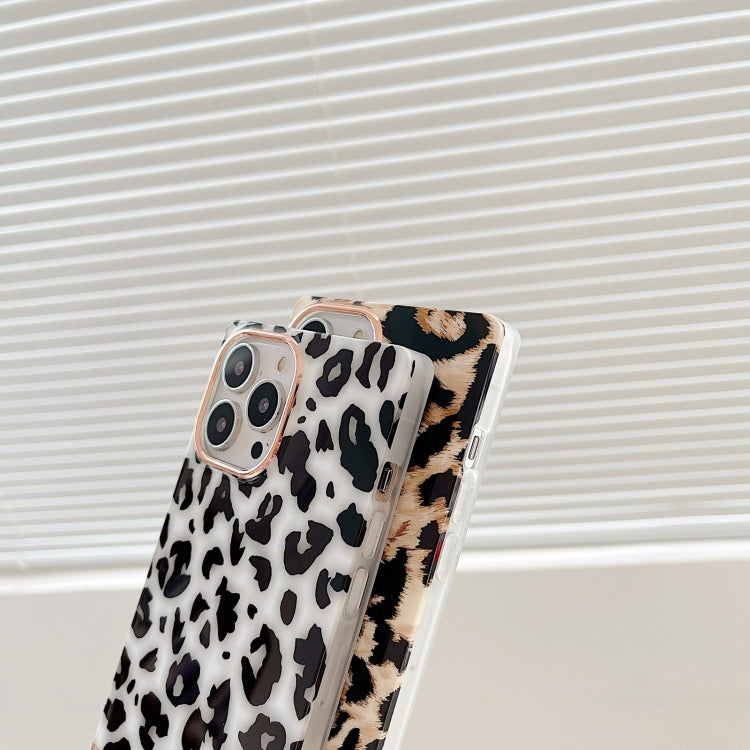 Square Plating Gold Edge Phone Case For iPhone 13(Pink Backgroud Leopard)