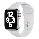Four-leaf Clover Embossing Silicone Watch Band For Apple Watch Series 7 41mm / 6&SE&5&4 40mm / 3&2&1 38mm(White)