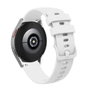 22mm Pockmarked Tonal Buckle Silicone Watch Band for Huawei Watch / Samsung Galaxy Watch(White)