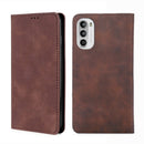 For Motorola Moto G52 4G/G82 5G Skin Feel Magnetic Horizontal Flip Leather Phone Case(Dark Brown)
