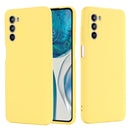 For Motorola Moto G52 4G/G82 Pure Color Liquid Silicone Shockproof Phone Case(Yellow)