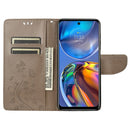 For Motorola Moto E32 Butterfly Flower Pattern Horizontal Flip Leather Phone Case with Card Slot & Holder(Grey)