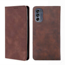 For Motorola Moto G62 5G Skin Feel Magnetic Horizontal Flip Leather Phone Case(Dark Brown)