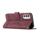 For Motorola Moto G52 Retro Skin Feel Horizontal Flip Leather Phone Case(Wine Red)