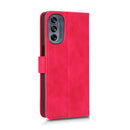 For Motorola Moto G62 Skin Feel Magnetic Flip Leather Phone Case(Rose Red)