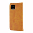 For Motorola Moto G32 Cubic Grid Calf Texture Magnetic Closure Leather Phone Case(Yellow)