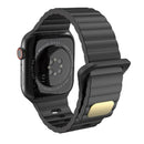 Breathable Skin-friendly Silicone Watch Band For Apple Watch Ultra 49mm / Series 8&7 45mm / SE 2&6&SE&5&4 44mm / 3&2&1 42mm(Black)