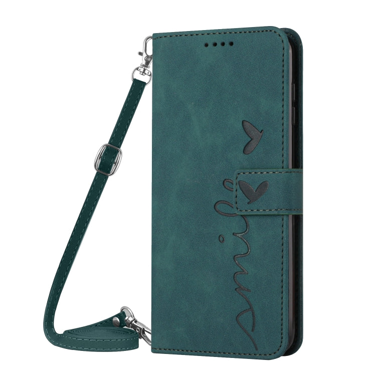For Motorola Edge 30 Skin Feel Heart Pattern Leather Phone Case With Lanyard(Green)