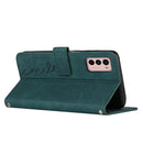 For Motorola Moto G42 Skin Feel Heart Pattern Leather Phone Case With Lanyard(Green)