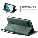 For iPhone SE 2022 / SE 2020 / 8 / 7 Skin Feel Splicing Horizontal Flip Leather Case with Holder & Card Slots & Wallet & Photo Frame(Green)