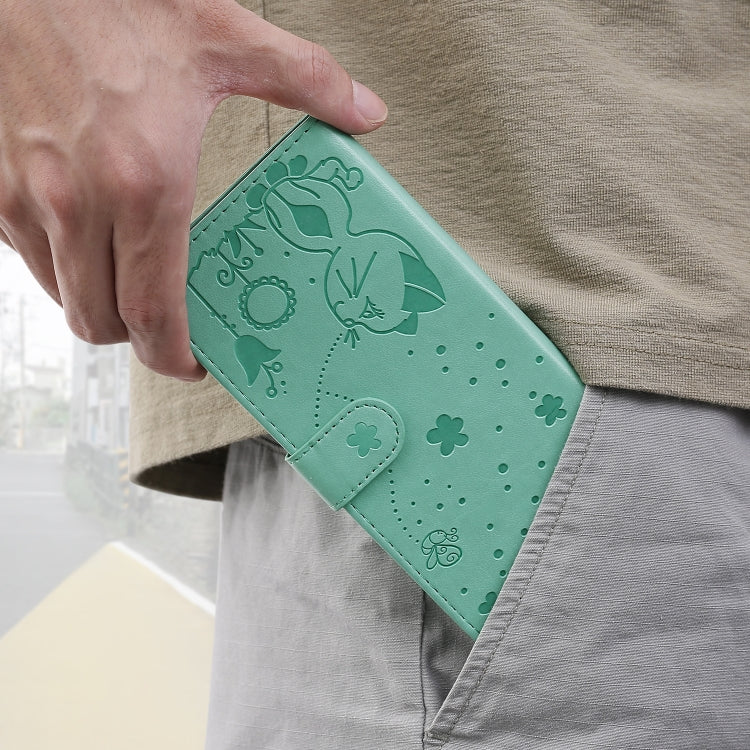 For Samsung Galaxy Note 20 Ultra Cat Bee Embossing Pattern Shockproof Horizontal Flip Leather Case with Holder & Card Slots & Wallet(Green)