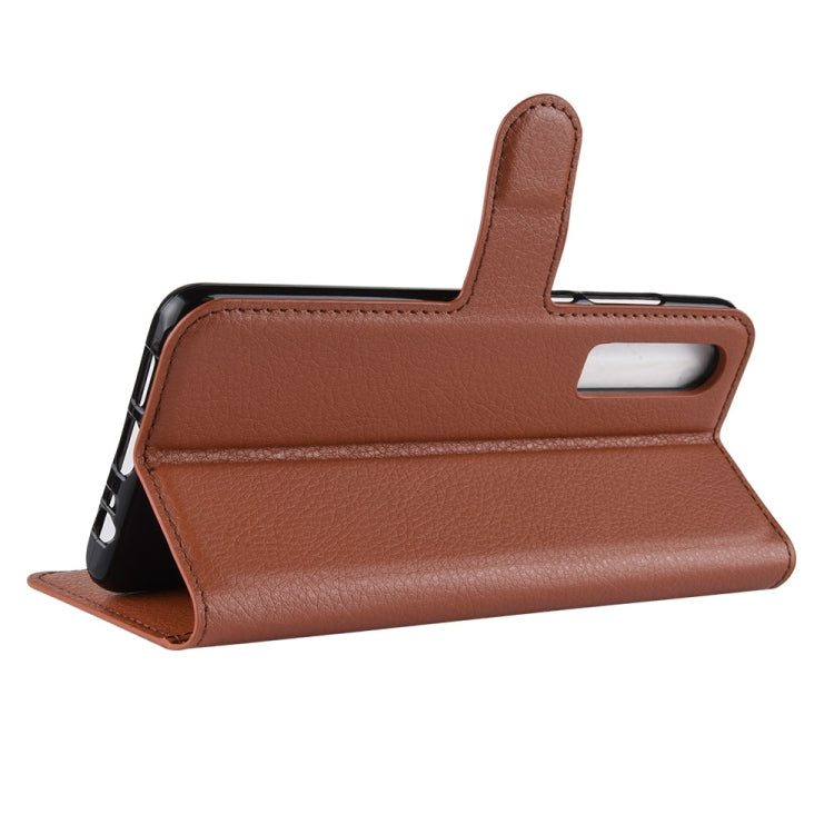 Litchi Texture Horizontal Flip Leather Case for Huawei P30, with Holder & Card Slots & Wallet (Brown)