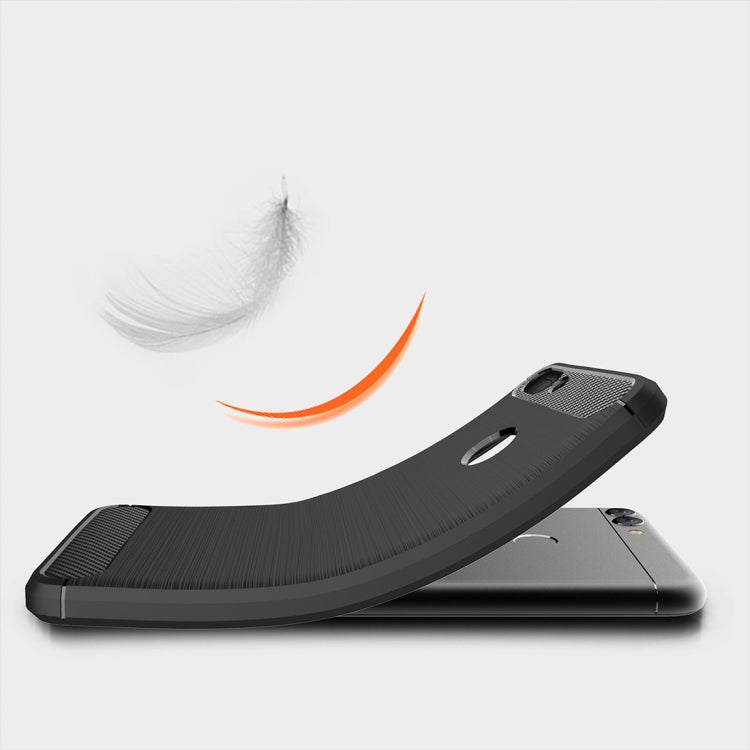 For Huawei P smart / Enjoy 7S Brushed Texture Carbon Fiber Shockproof TPU Protective Back Case (Red)