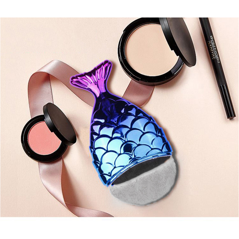 1 x Plastic Handle Fish Shape Mermaid Kabuki Powder Makeup Cosmetic Brush New