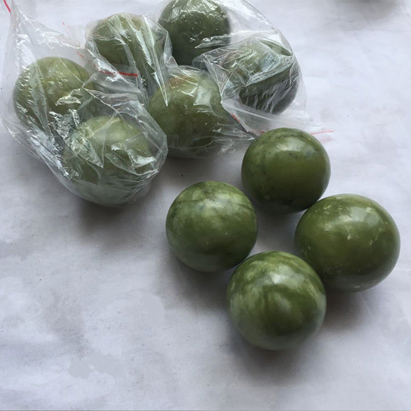 2pcs Chinese Health Exercise Stress Jade Stone BAODING Balls Relaxation Therapy