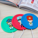 Cartoon Soldier Pattern USB Silicone Warm Coaster, Random Color Delivery