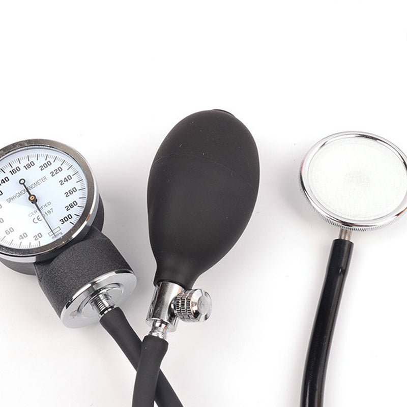 Manual Blood Pressure Monitor Cuff Gauge Aneroid Sphygmomanometer Machine Kit