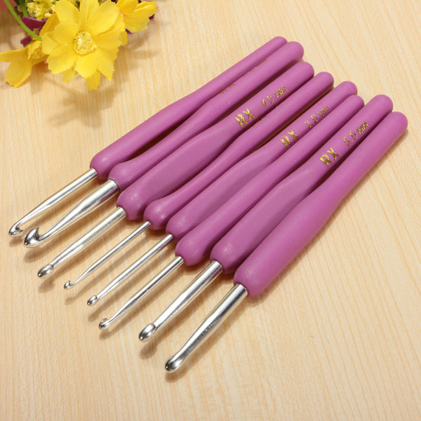 8 Sizes Plastic Handle Aluminum Crochet Hooks Needles 2.5-6.0mm