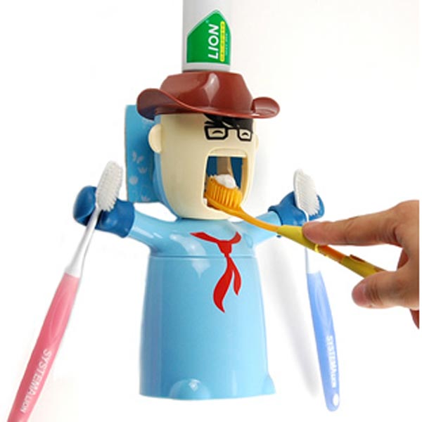 Love Warriors Cowboy Automatic Toothpaste Dispenser Wash Set