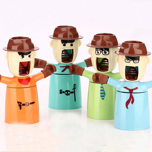 Love Warriors Cowboy Automatic Toothpaste Dispenser Wash Set