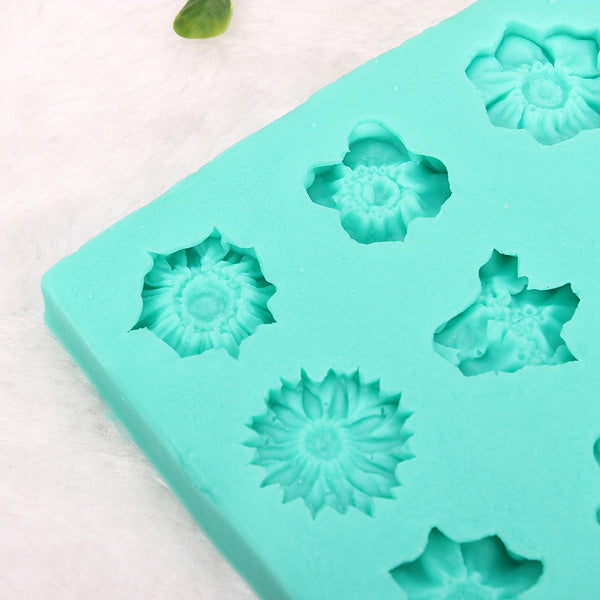 3D Flower Cake Mold Silicone 11 Holes Fondant Mould