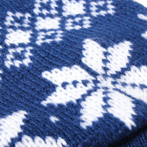 Maple Leaf Pet Dog Knitted Breathable Sweater Outwear Apparel