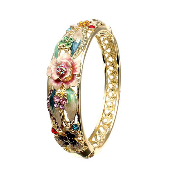 Retro 18K Gold Plated Rhinestone Bracelets Elegant Butterfly Flowers Bangle Bracelet For Women