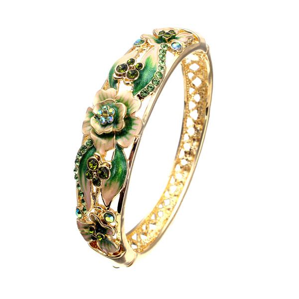 Retro 18K Gold Plated Rhinestone Bracelets Elegant Butterfly Flowers Bangle Bracelet For Women
