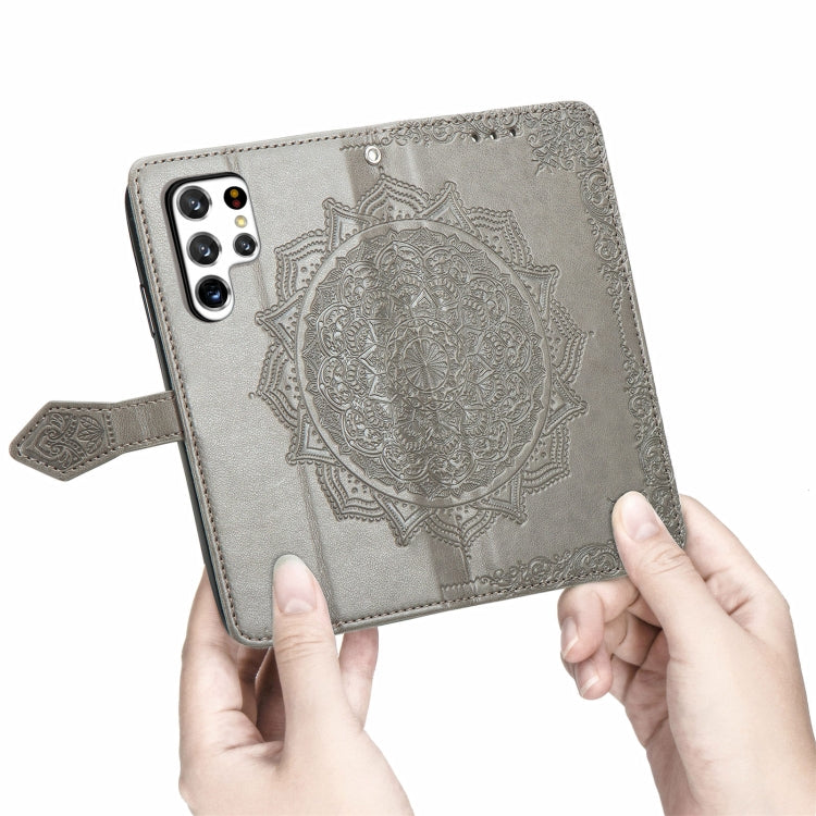 For Samsung Galaxy S22 Ultra 5G Mandala Flower Embossed Horizontal Flip Leather Case with Holder & Card Slots & Wallet & Lanyard(Gray)