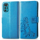 For Motorola Moto G22 Four-leaf Clasp Embossed Buckle Leather Phone Case(Blue)