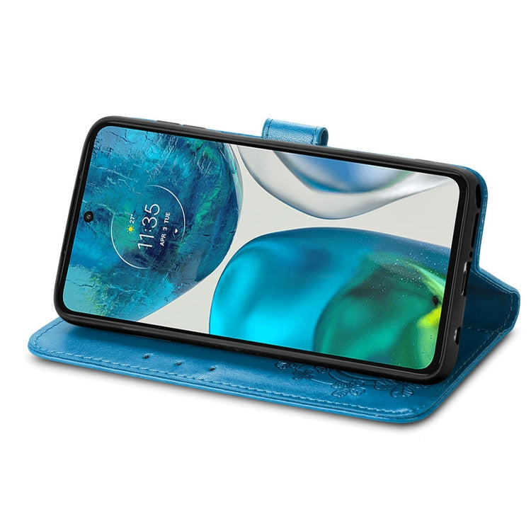 For Motorola Moto G42 Four-leaf Clasp Embossed Buckle Leather Phone Case(Blue)