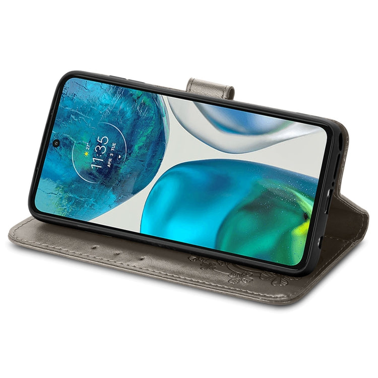For Motorola Moto G42 Four-leaf Clasp Embossed Buckle Leather Phone Case(Gray)