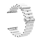 Ocean Silicone Metal Head Watch Band For Apple Watch Ultra 49mm / Series 8&7 45mm / SE 2&6&SE&5&4 44mm / 3&2&1 42mm(White)
