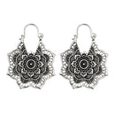 Vintage Ethnic Style Metal Openwork Flower Flower Earrings Bohemian Carved Earrings(silver)